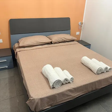 Ferienwohnung Nathouse Villafranca Tirrena Exterior foto