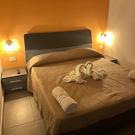 Ferienwohnung Nathouse Villafranca Tirrena Exterior foto